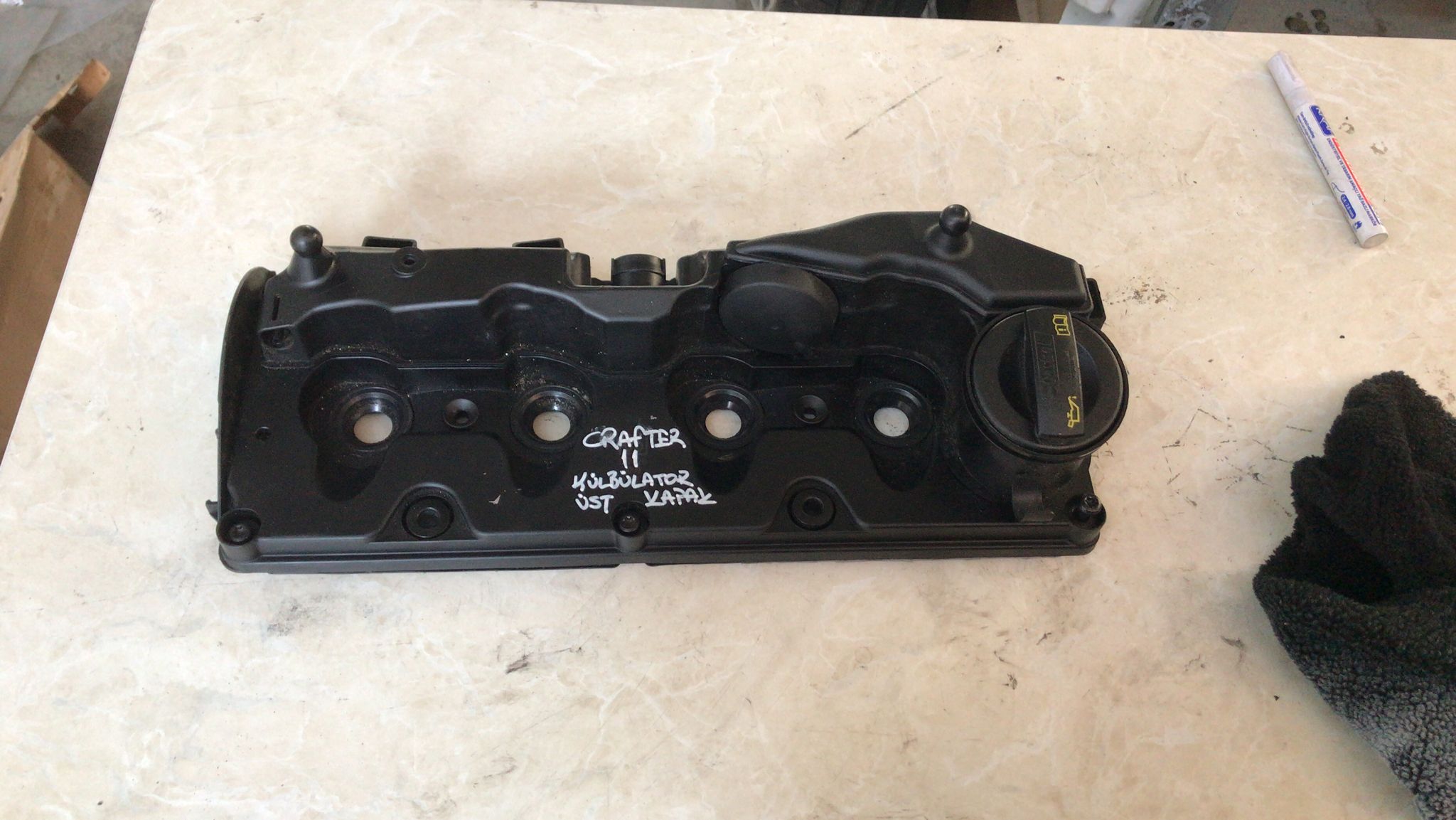 Volkswagen Crafter Külbülatör Üst Kapağı